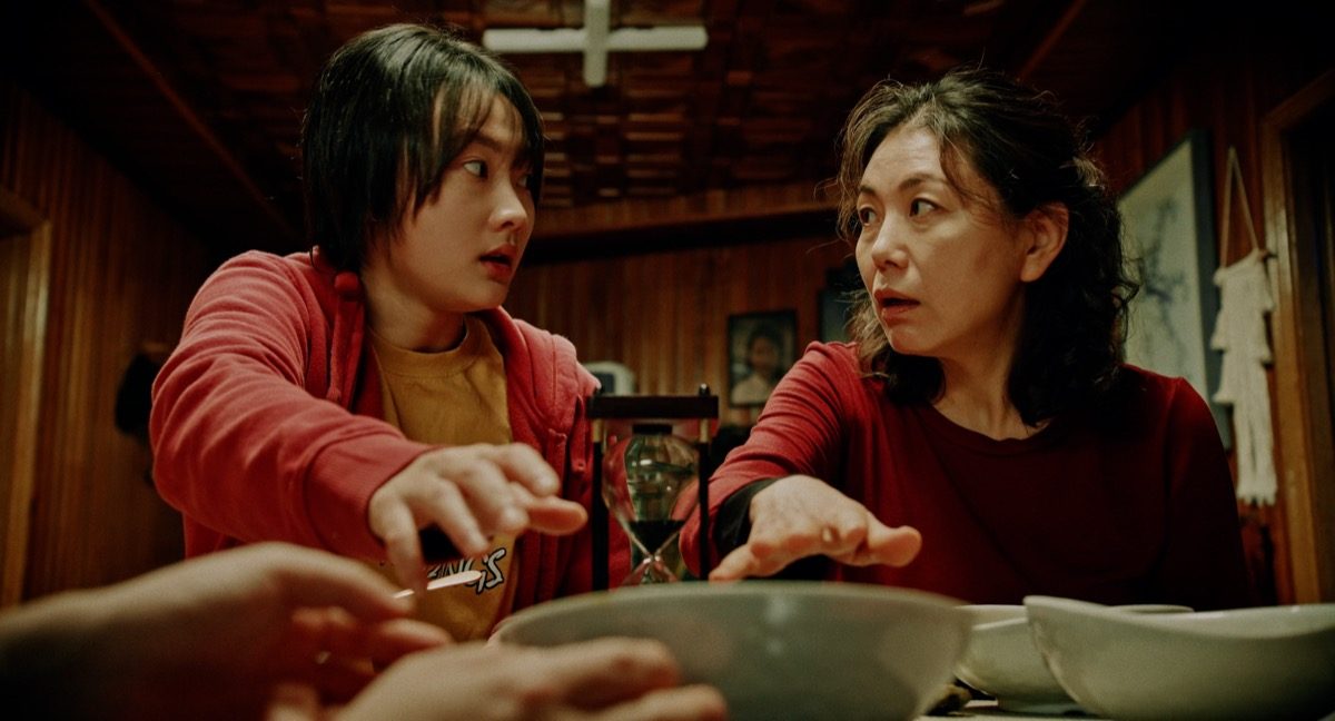 식탁의 무게